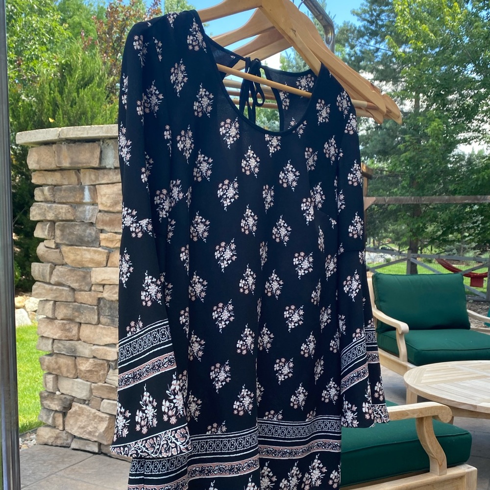 Lightweight printed junior’s dress